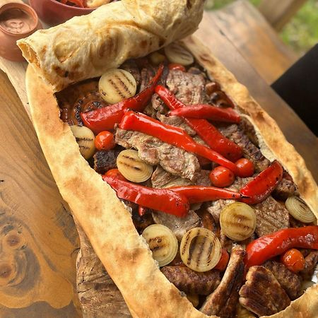 Pensiune Pastravarie La Pintea Haiducu Deseşti Exterior foto